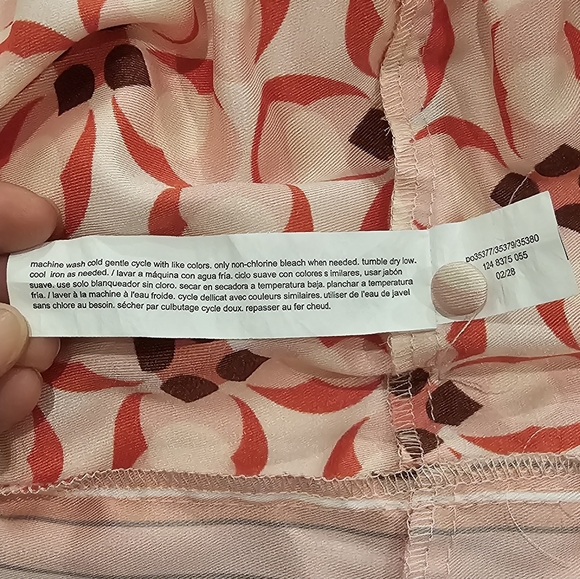 Eloquii LS Mini V-Neck Geometric Print Dress, EUC, Size 16 (XL) - Picture 4 of 6